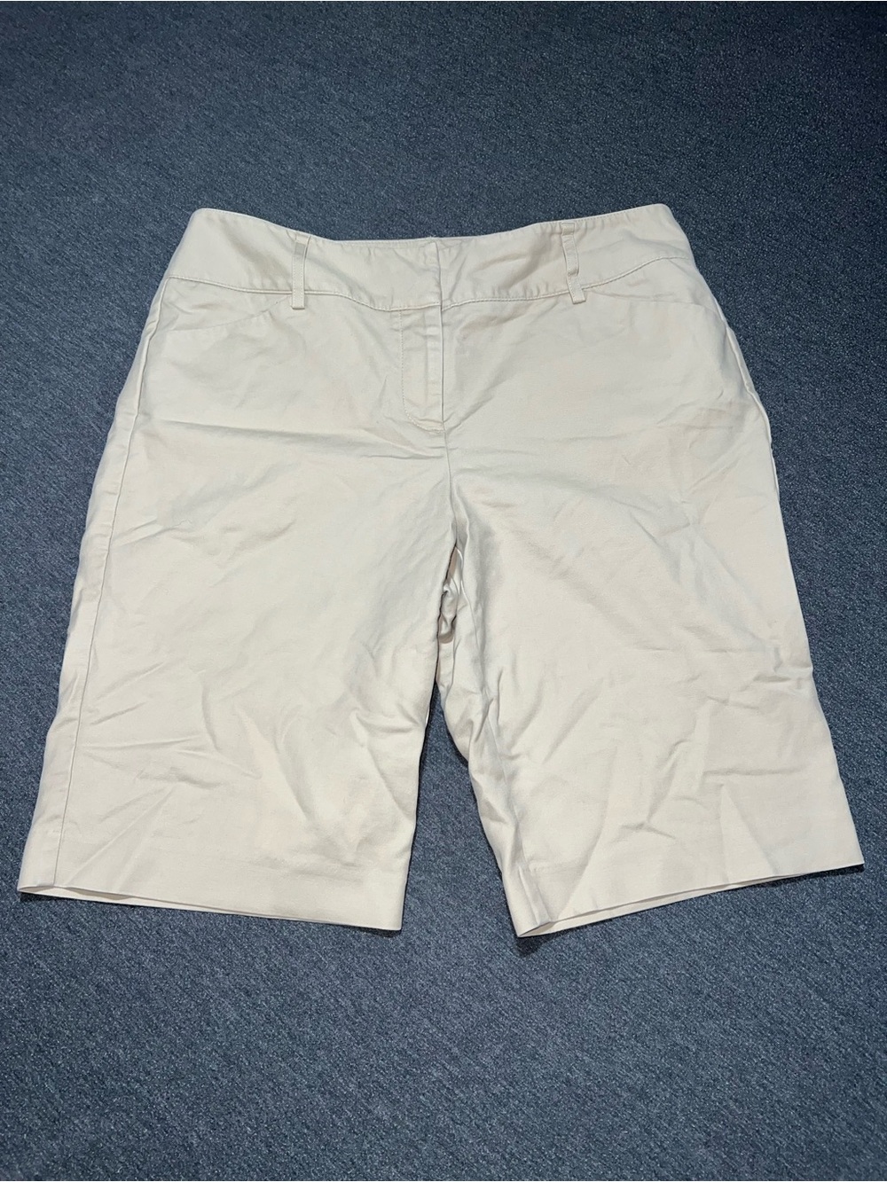 Dana Buchman Cream Bermuda Shorts